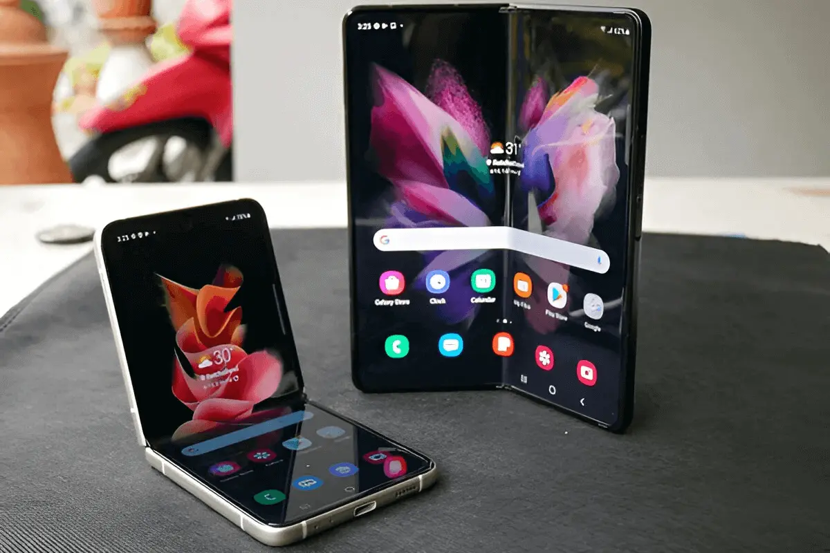 Foldable Smartphone