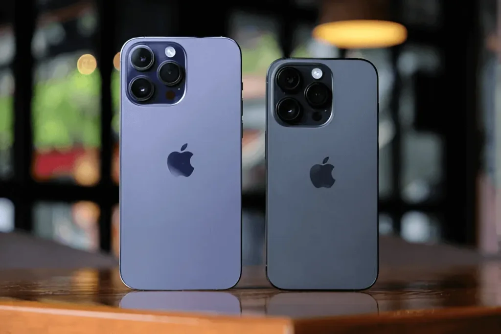 iPhone 12 Pro Max vs iPhone 12
